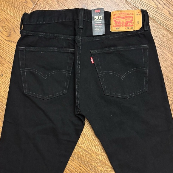501® ORIGINAL FIT MEN'S JEANS - Picture 11 of 14